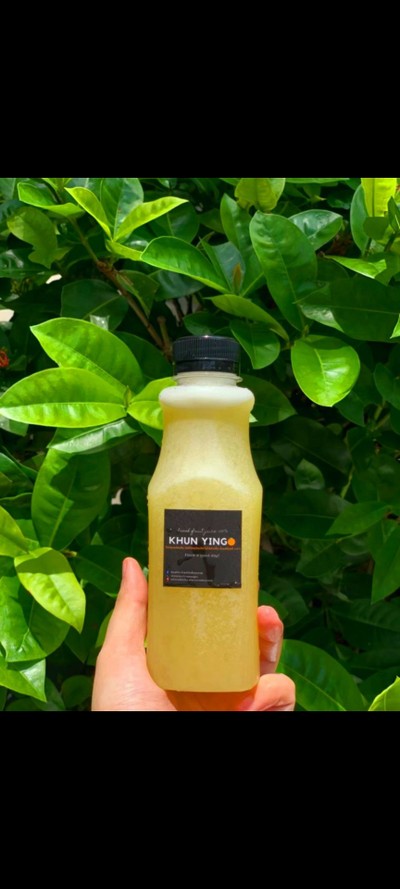 น้ำแอปเปิ้ลเขียว สกัดแยกกาก100 % ค่ะ