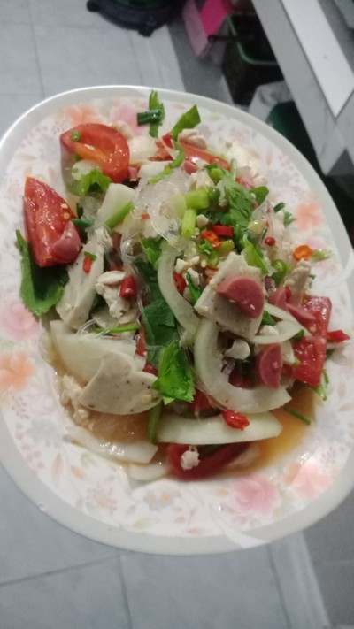 ยำวุ้นเส้น