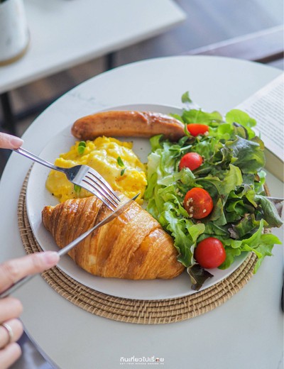 Breakfast & Croissant with Pork Sausage