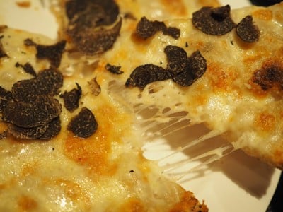 TRUFFLE PIZZA