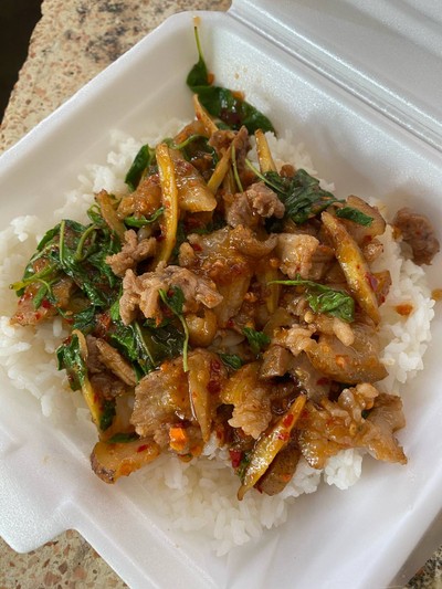 ผัดเผ็ดหมูป่า