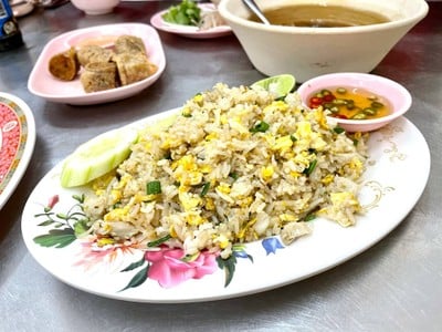 เฮงดี หูฉลาม-ซีฟู๊ด-รังนก รสเด็ด เยาวราช