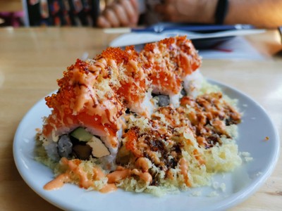 Fin Sushi เมญ่า