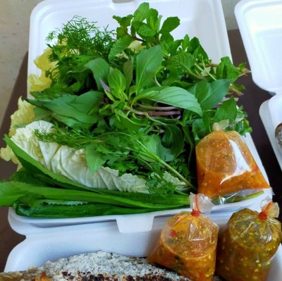 ชุดเพิ่มผักและน้ำจิ้ม