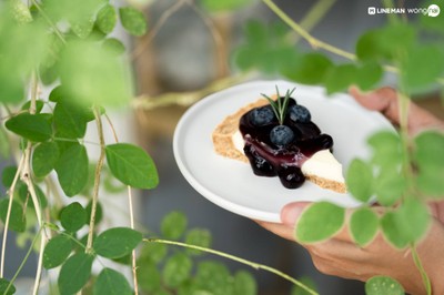 ON A CLOUD COFFEE & CROISSANT(วันนี้เปิดปกตินะคะ) Charoen Nakhon