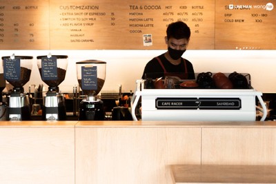 KIMMIK Coffee & Bakery อาคารไทยรงค์ทาวเวอร์