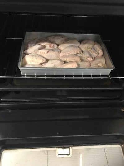 วิธีทำ ปีกกลางไก่อบน้ำผึ้ง 