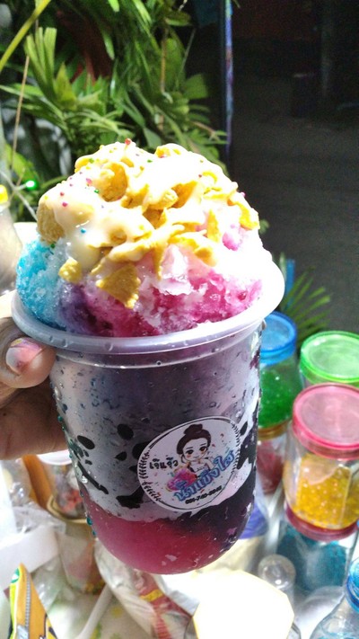 อาหาร หรือ เครื่องดื่ม
