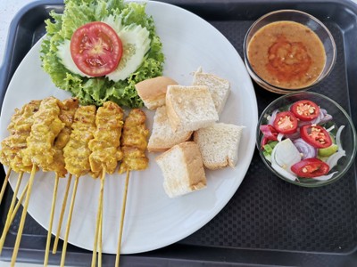 เมนูแนะนำ​ หมูสะเต๊ะ​ หมูนุ่ม​ นำ้จิ้มเด็ด