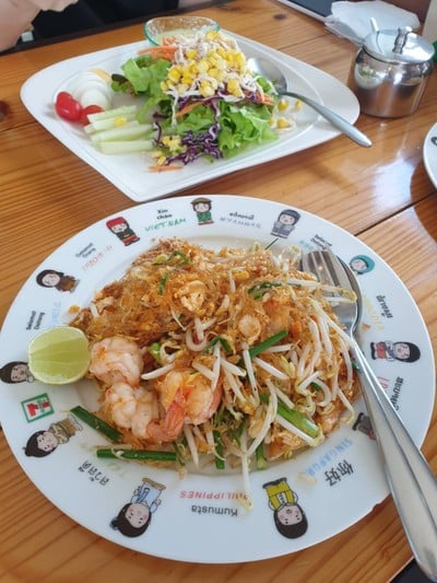 อาหาร หรือ เครื่องดื่ม