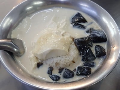เต้าฮวยนมสด