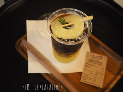 Pineapple Black