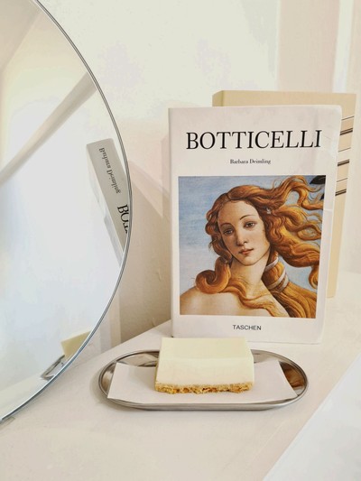 yogurt rare cheesecake