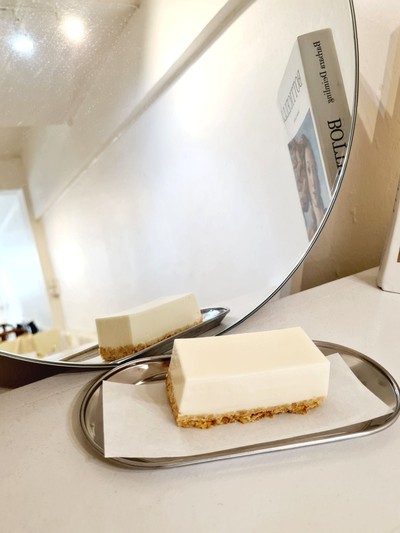 yogurt rare cheesecake