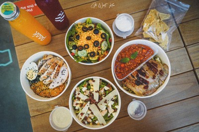 อาหาร หรือ เครื่องดื่ม