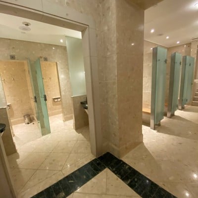 เดอะเพนนินซูล่าสปา