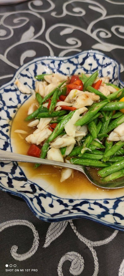 เนื้อปูผัดพริกสด