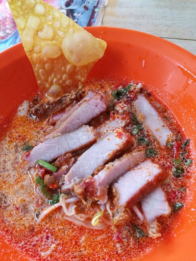 บะหมี่ต้มยำหมูทอดน้ำข้น