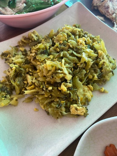 ผักกาดดองผัดไข่