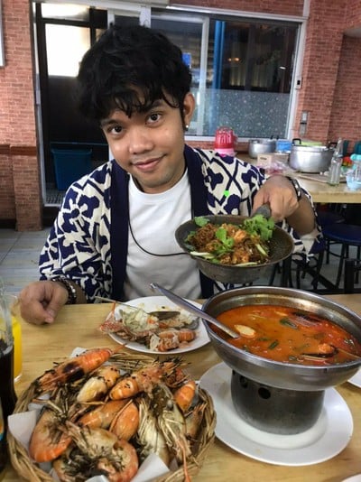 อาหาร หรือ เครื่องดื่ม