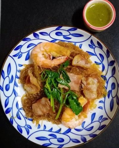 กุ้ง+เบคอน อบวุ้นเส้น