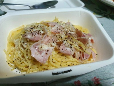 สปาเก็ตตี้คาโบนาล่า