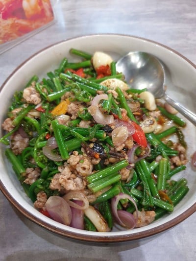 เมนูของร้าน Harrys Bistro by ครัวต้นไม้ พุทธมณฑลสาย 1