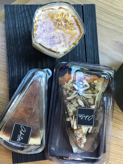 Apple Eden tarts & Cheese cake