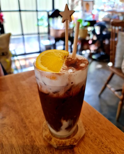 อาหาร หรือ เครื่องดื่ม