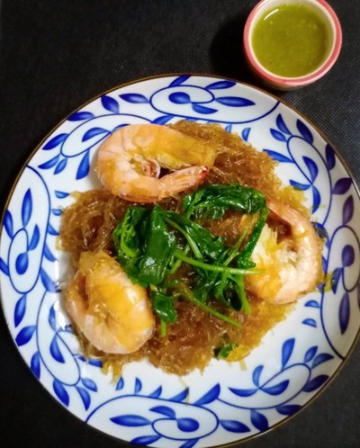 กุ้งอบวุ้นเส้น