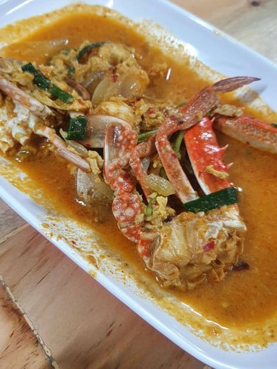 ปูม้าผัดผงกะหรี่