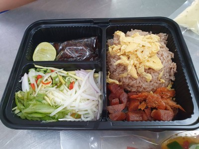 ข้าวคลุกกะปิ