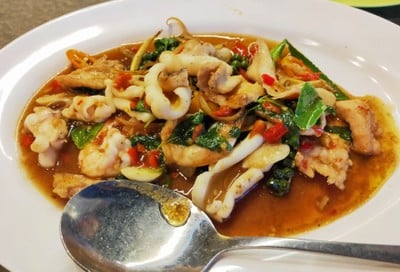 เมนูของร้าน ครัวลุงหนุ่ม