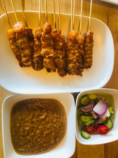หมูสะเต๊ะ