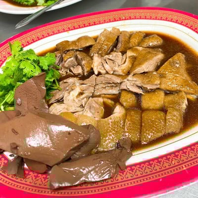 เล่าตั๊ง ห่านพะโล้ (鵝鹵名著陳老) เยาวราช