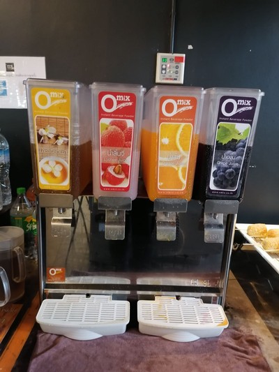 อาหาร หรือ เครื่องดื่ม