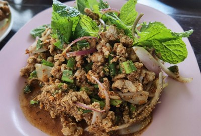 อาหาร หรือ เครื่องดื่ม