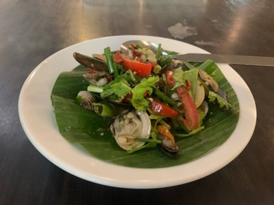 ยำสามหอย