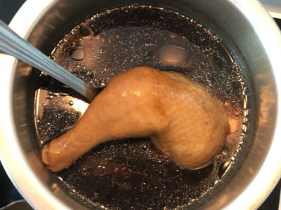 ไก่ต้มน้ำปลา