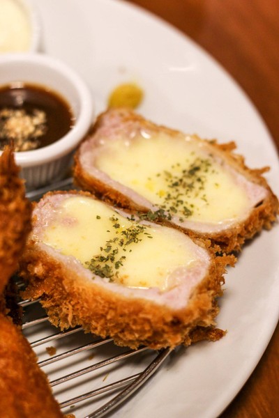 Cheese Tonkatsu
