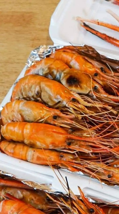 กุ้งเผาหัวมันแก้วผสมเมียไข่ 28-35ตัวโล หนึ่งกิโล