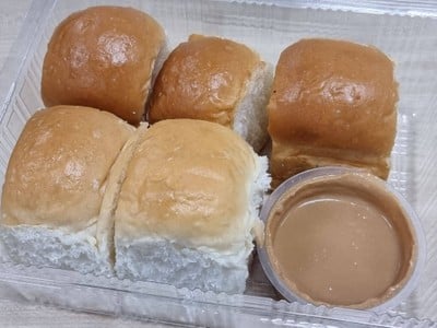 ขนมปังสังขยาชาไทย