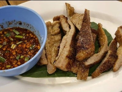 นมหมูย่าง