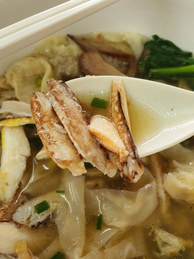 เกี๊ยวหมู + เกี๊ยวกุ้ง เพิ่มปู