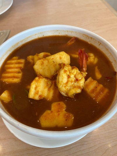 แกงเหลืองหน่อไม้กุ้งสด 黄咖喱