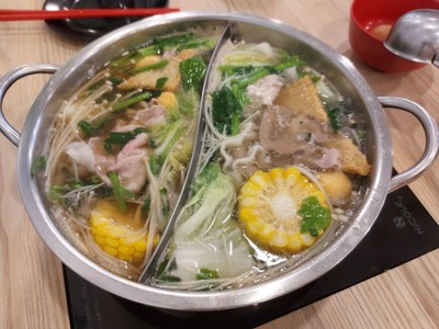 อาหาร หรือ เครื่องดื่ม