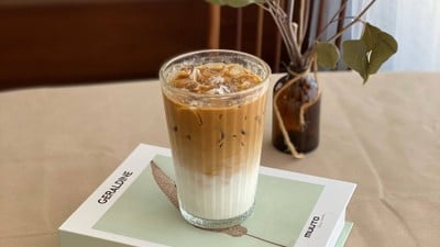 FLATWHITE Coffee Roaster & Food ซอยมังกร สมุทรปราการ (Samut Prakan)