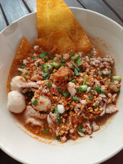 เกาเหลาหมูต้มยำน้ำใส