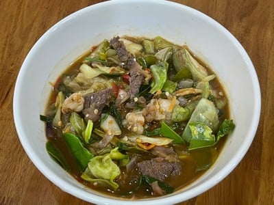 อาหาร หรือ เครื่องดื่ม