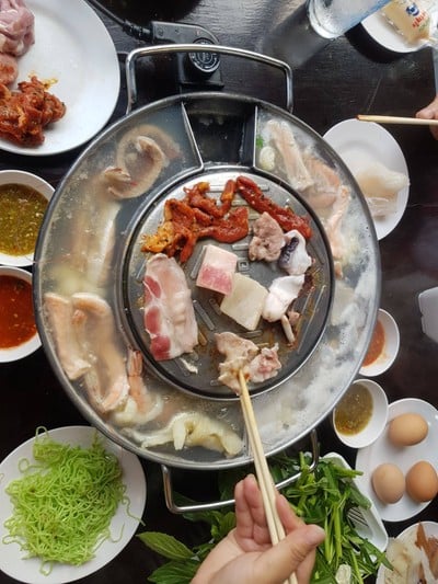 อาหาร หรือ เครื่องดื่ม